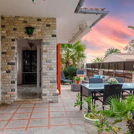 Yourhouse Casa Esperanza, House In Port de Alcudia (Mallorca)