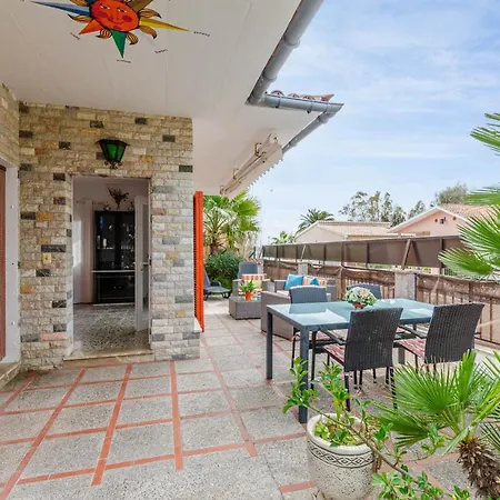 Yourhouse Casa Esperanza, House In